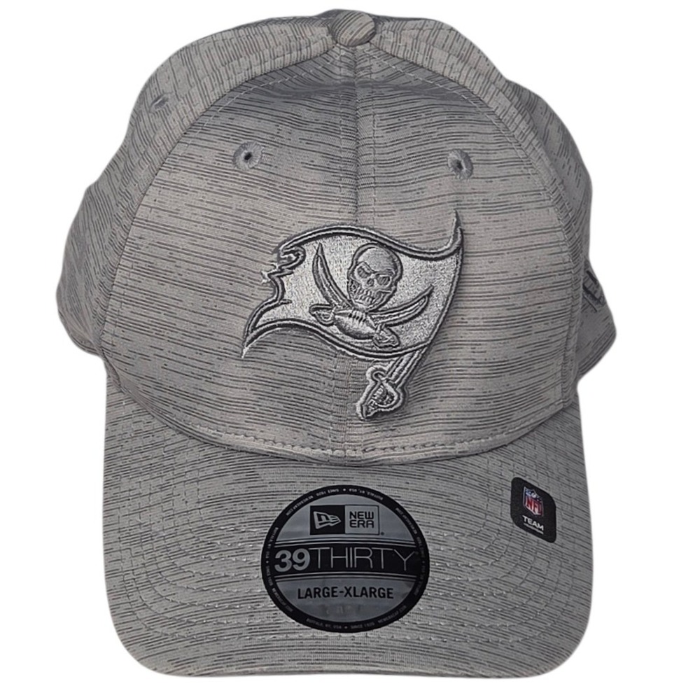 Tampa Bay Buccaneers New‎ Era 39THIRTY Flex Hat Gray NFL Team Cap Size L/XL NEW